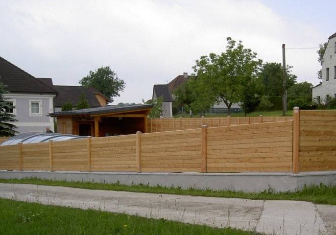 Pose de clôture en bois